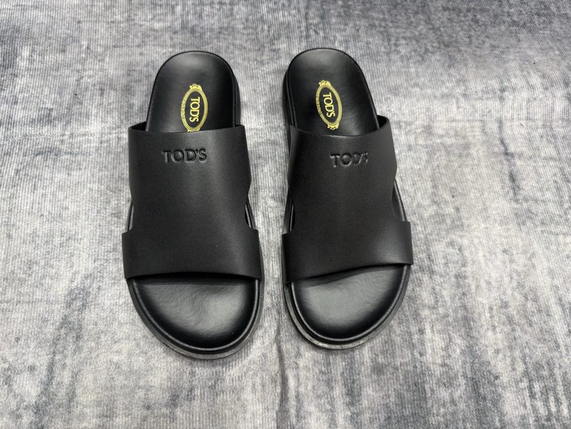 TOD'S 토즈 신규 슬리퍼 001-197281