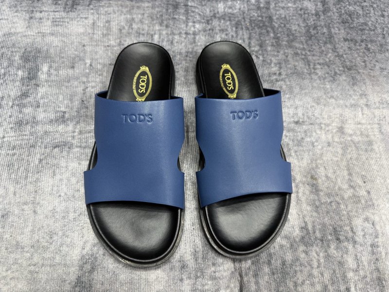 TOD'S 토즈 신규 슬리퍼 001-197282