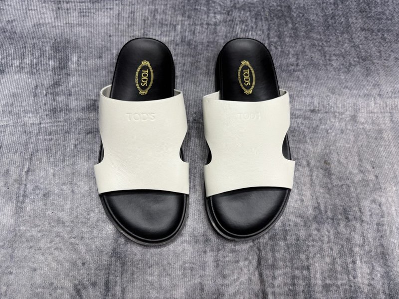 TOD'S 토즈 신규 슬리퍼 001-197283