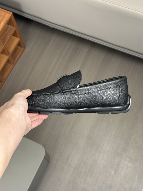 Tods 남성 수입 소 가죽 로퍼 001-197293