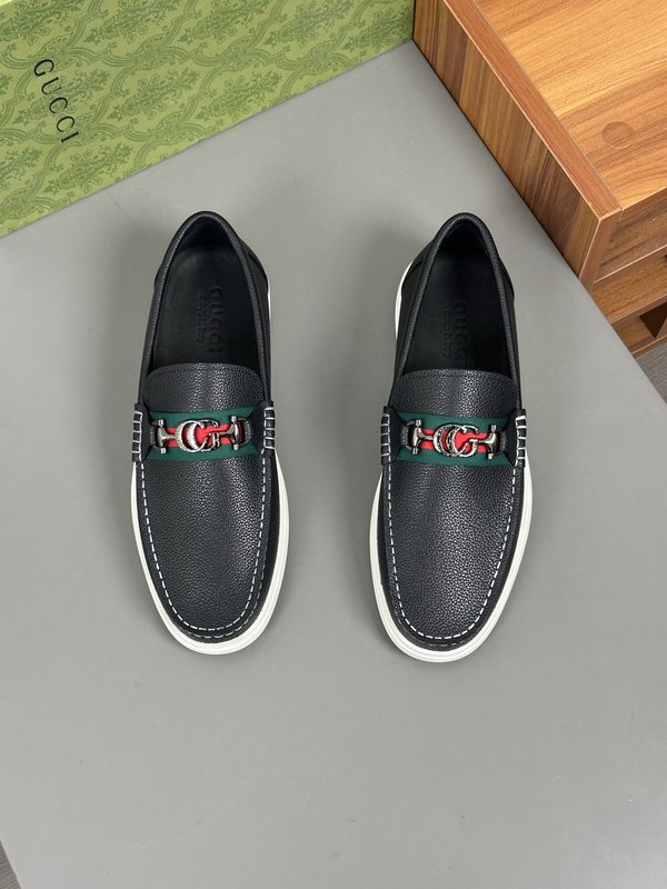 Tods 남성 수입 소가죽 로퍼 001-197296