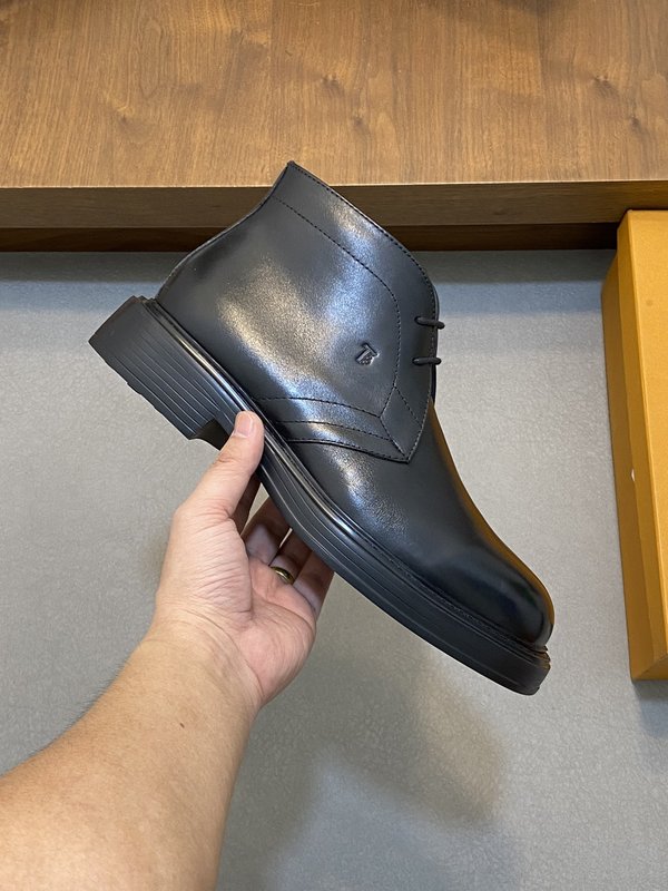 Tods 남성 미들 톱 로퍼 마틴 부츠 001-197300