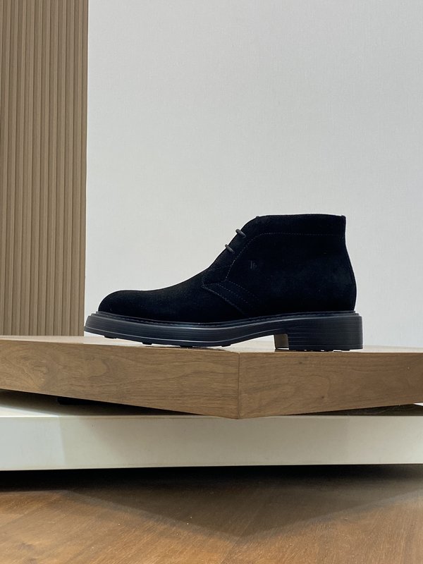 Tods 남성 미들컷 로퍼 마틴 부츠 001-197301
