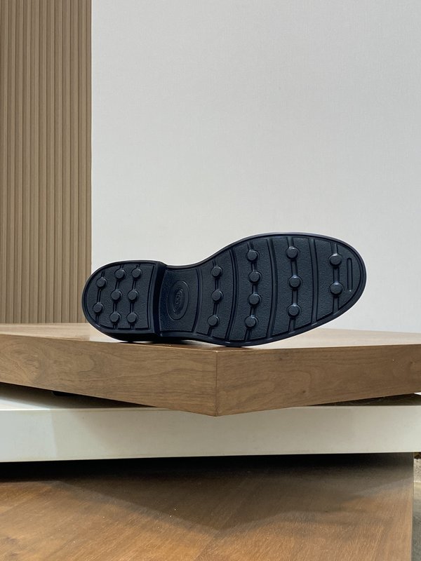 Tods 남성 미들컷 로퍼 부츠 001-197303