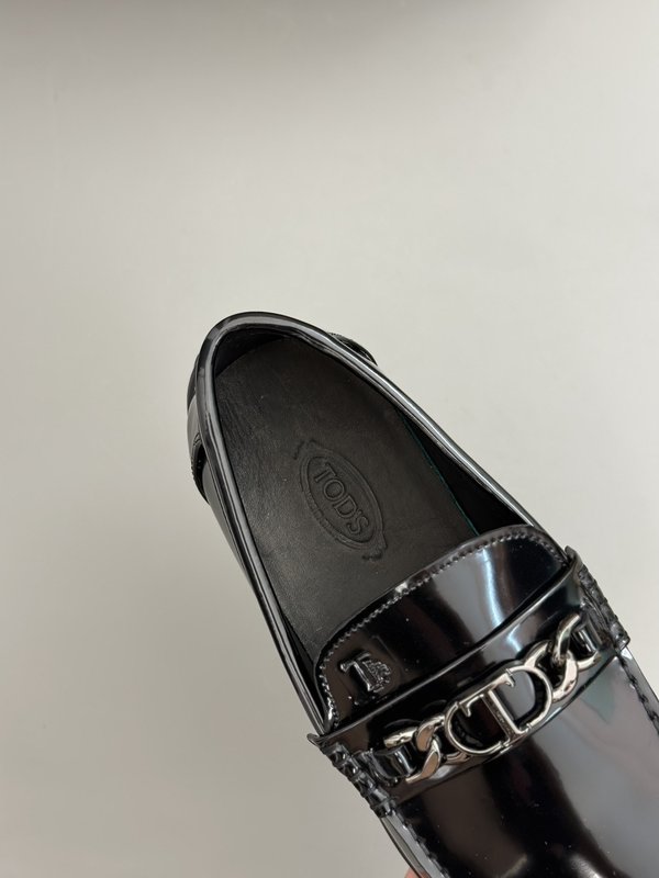 TODS 남성 수입 소가죽 수제 로퍼 001-197315