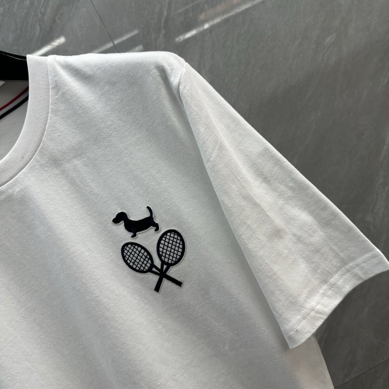 Thom Browne 강아지 자수 반팔 001-197327