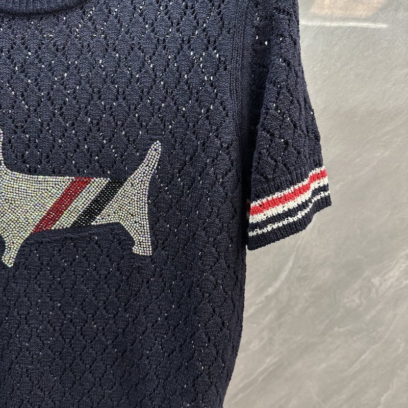 Thom Browne 라인스톤 강아지 반팔 니트 001-197544