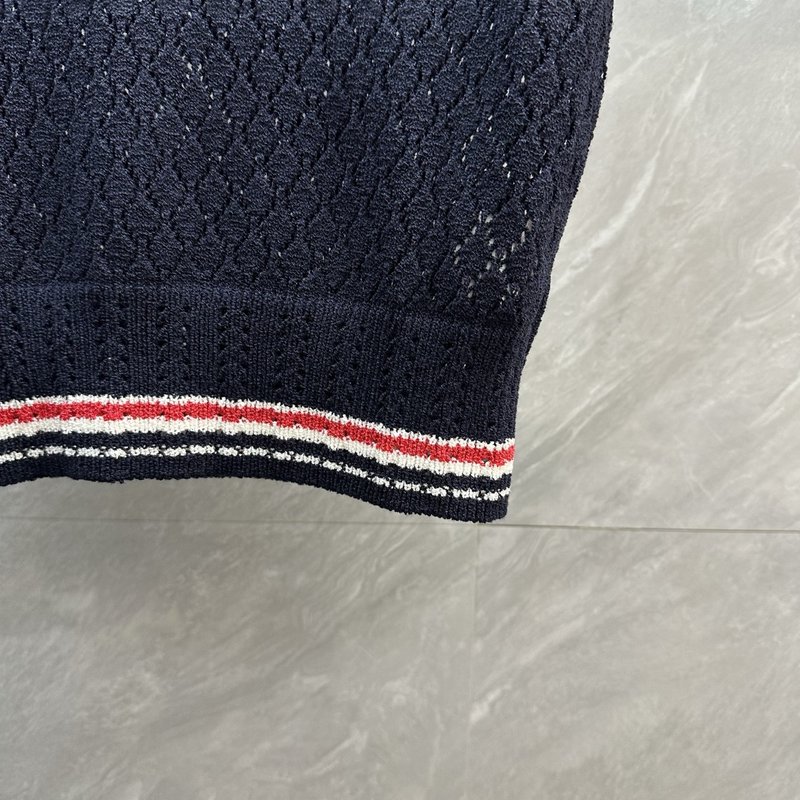 Thom Browne 라인스톤 강아지 반팔 니트 001-197544