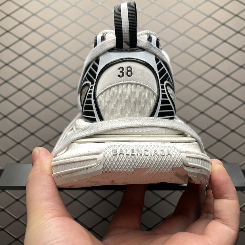 발렌시아가 팬텀 3XL 복고 아버지 운동화 001-197557