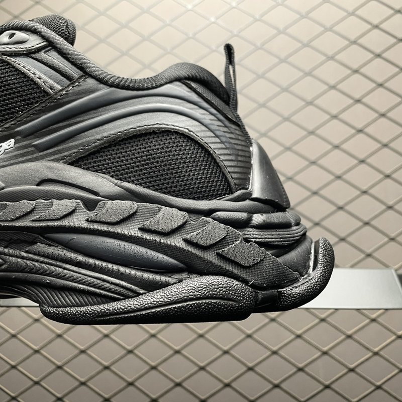 발렌시아가 트리플 S2 레트로 스니커즈 001-197744