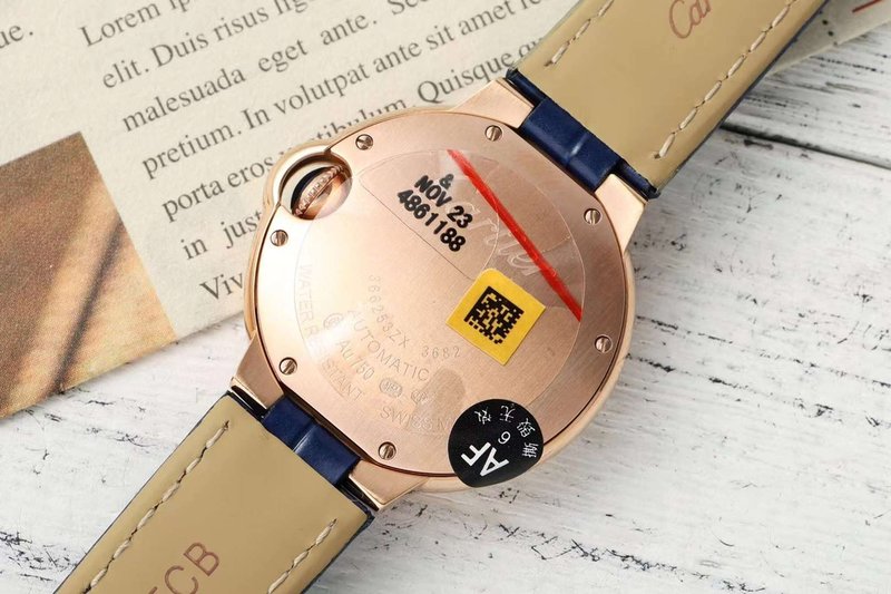 까르띠에 발롱 블루 33mm 스테인리스 스틸 시계 001-198738