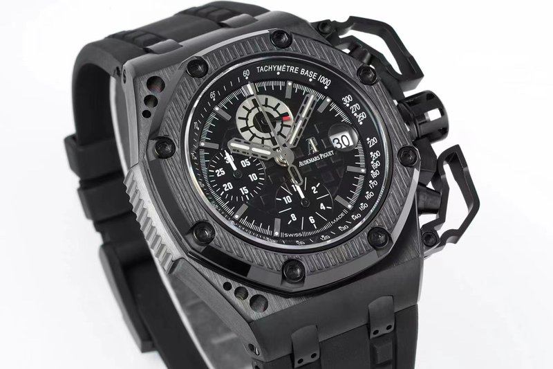 오데마 피게 로얄 오크 오프쇼어 서바이버 리미티드 에디 001-199537