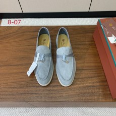 로로 피아나 스파이딩 스웨이드 로퍼 001-200956