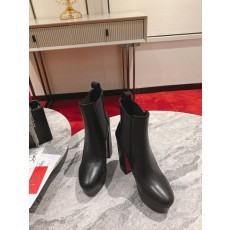 모비다스틱 블랙 카프스킨 두꺼운 힐 앵클부츠 001-201379