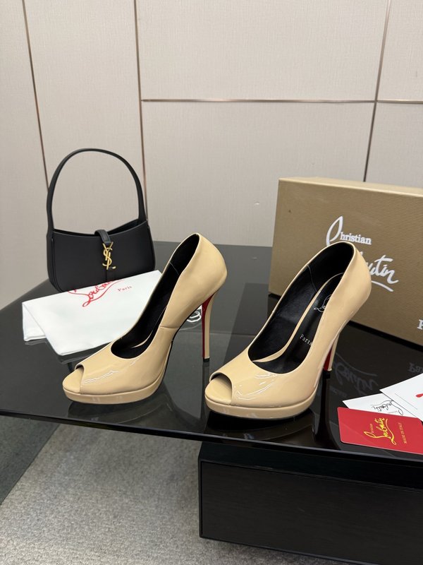 루부탱 에나멜 원스트랩 레드솔 하이힐 001-201432