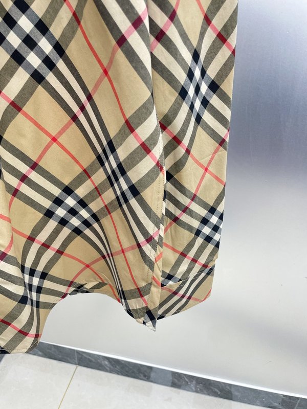버버리 클래식 체크 긴팔 셔츠 001-201626