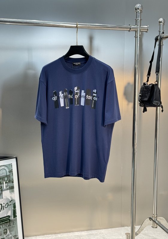 발렌시아가 유니섹스 순면 레터링 티셔츠 001-201829