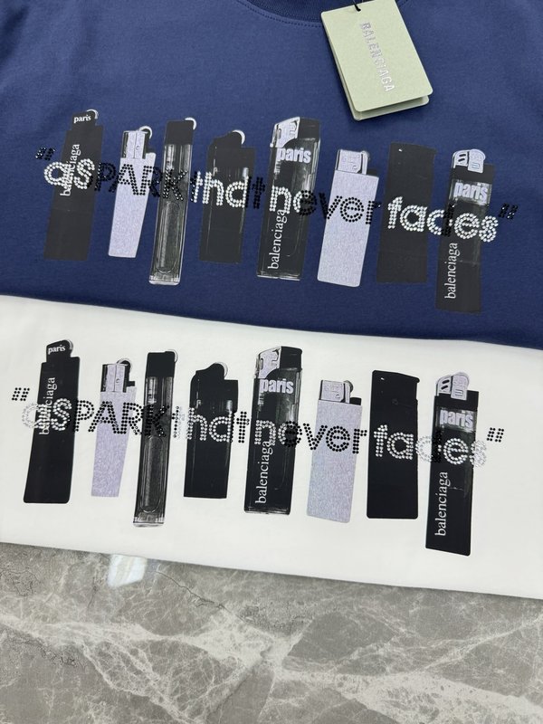 발렌시아가 유니섹스 순면 레터링 티셔츠 001-201829