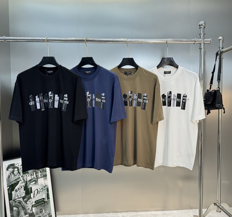 발렌시아가 유니섹스 순면 반팔 티셔츠 001-201828