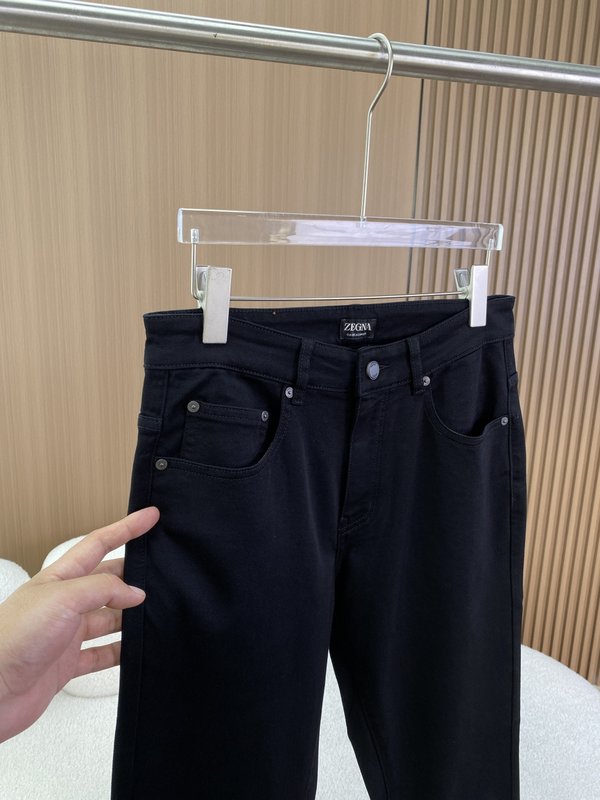 제냐 블랙 슬림 핏 캐주얼 데님 팬츠 001-202241
