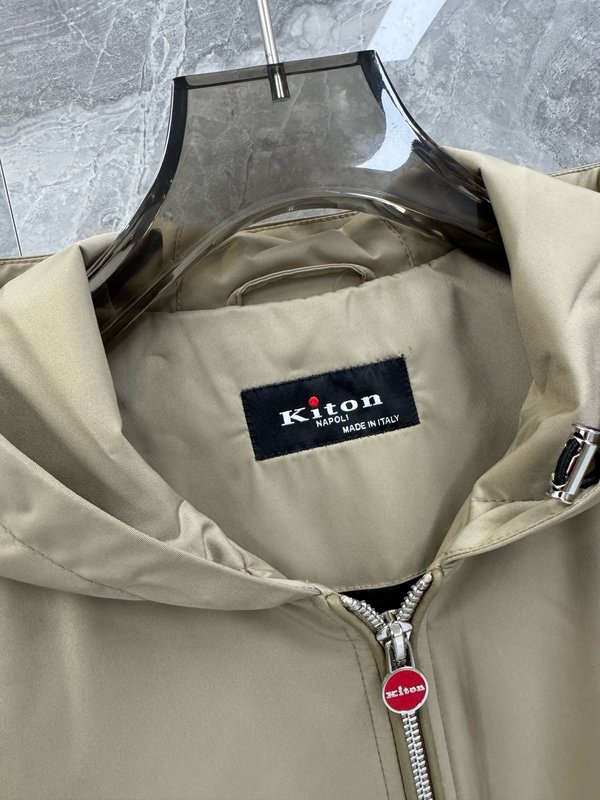 Kiton 후드 패딩 숏 재킷 아우터 001-202268