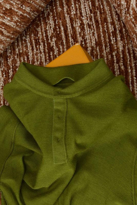 Kiton 남성 폴로넥 울 스웨터 001-202274