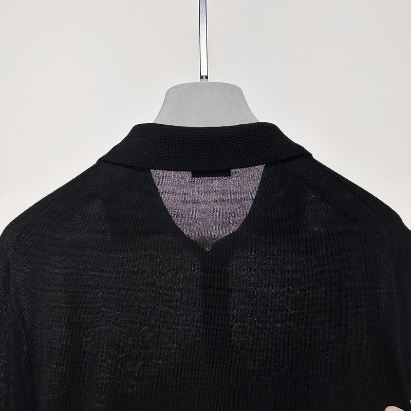 Kiton 올리브 블랙 울 폴로 니트 001-202298