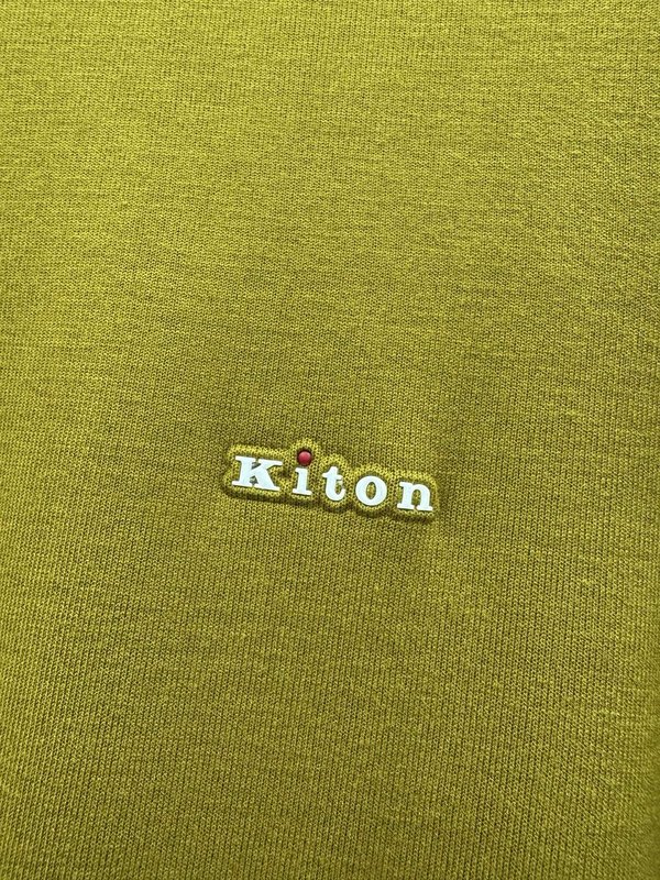 Kiton 남성 프리미엄 미니멀 로고 니트 긴팔 001-202362