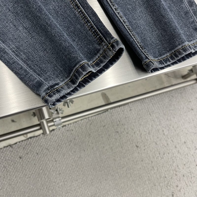 Kiton 봄여름 신상 스트레치 슬림 데님 팬츠 001-202378
