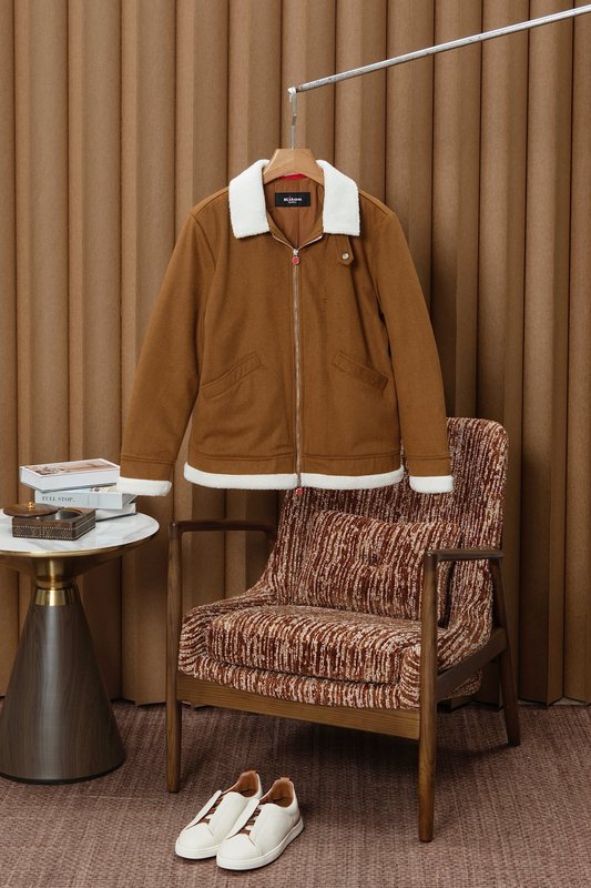 Kiton 남성 울 혼방 캐시미어 셔츠 칼라 패딩 자켓 001-202445