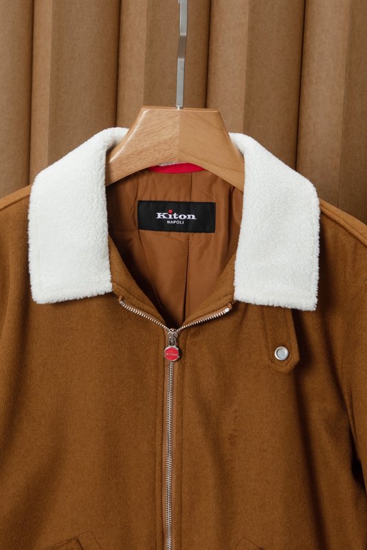 Kiton 남성 울 혼방 캐시미어 셔츠 칼라 패딩 자켓 001-202445