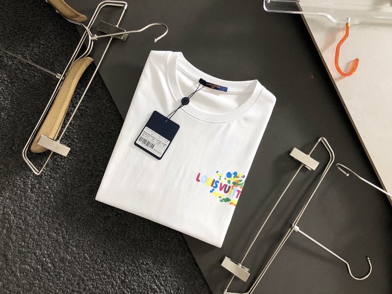 루이비통 남성 반팔 티셔츠 001-202785