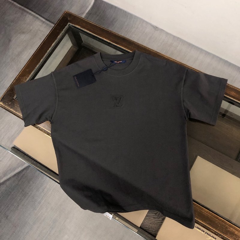 루이비통 라운드넥 반팔 티셔츠 커플룩 001-202804