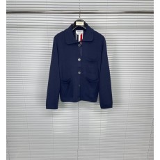 톰브라운 아카데미풍 폴로 칼라 니트 가디건 001-203024