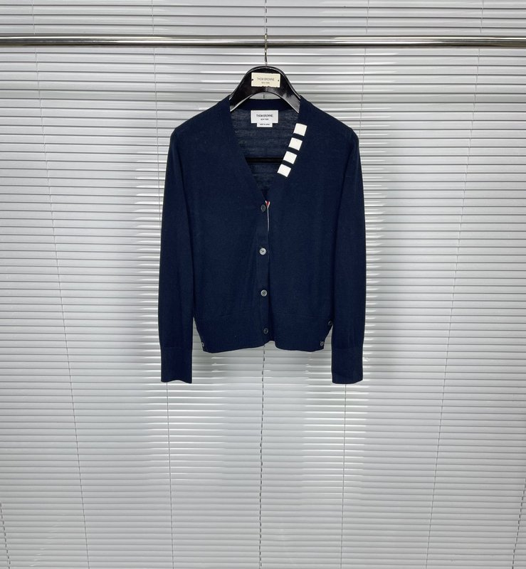 TB 목줄 네 줄 울 니트 카디건 아우터 001-203044