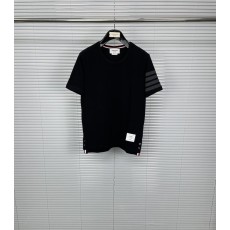 톰브라운 블랙 4 바 라운드넥 반팔 티셔츠 001-203342