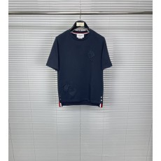 톰브라운 페이즐리 자수 라운드넥 반팔 티셔츠 001-203363