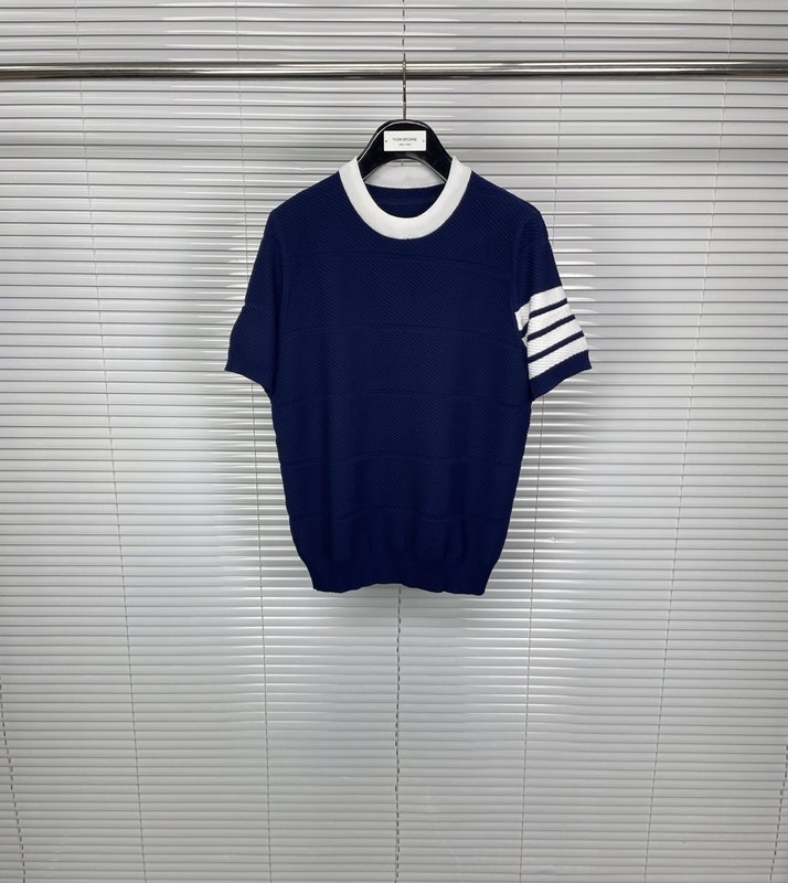 톰브라운 사선 스트라이프 라운드 니트 반팔 001-203468