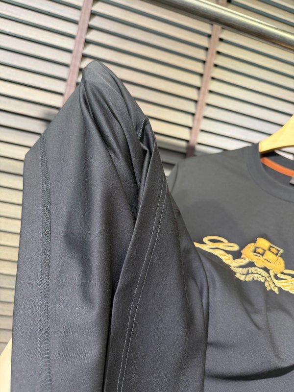 로로피아나 남성 라운드넥 반팔 티셔츠 001-203738
