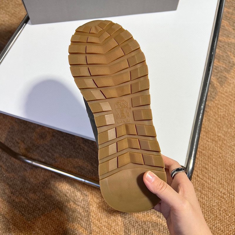 브루넬로 쿠치넬리 펀칭 운동화 001-203784