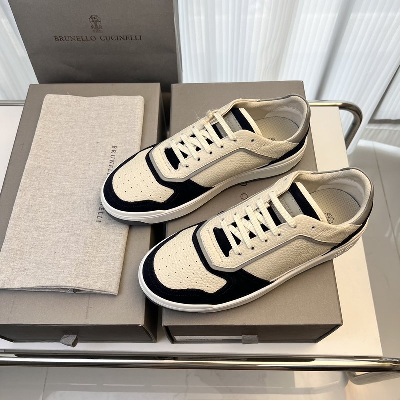 Brunello Cucinelli 남성 스웨이드 슈즈 001-203787