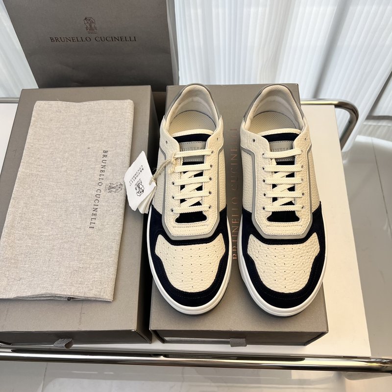Brunello Cucinelli 남성 스웨이드 슈즈 001-203787