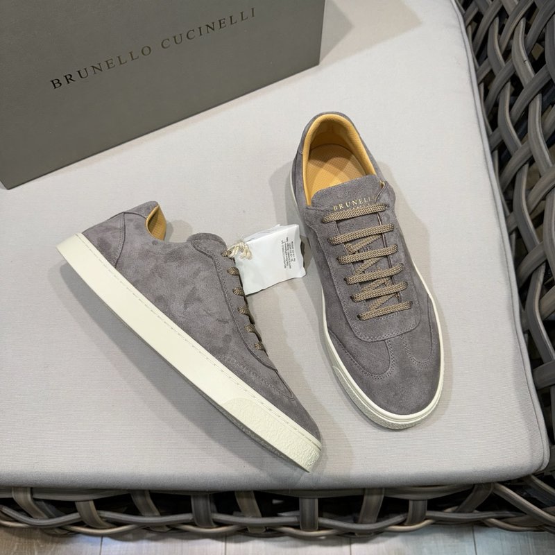 Brunello Cucinelli 남성 스웨이드 캐주얼 001-203847