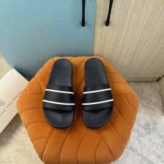 브루넬로 BC 로고 슬라이드 001-203899