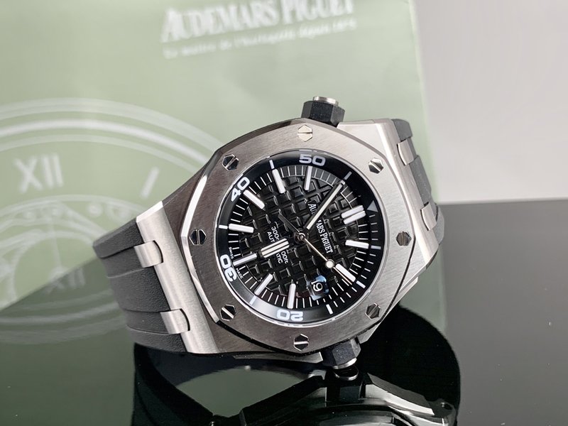 로얄 오크 시리즈 군그린 다이얼 스틸 남성 시계 001-204854