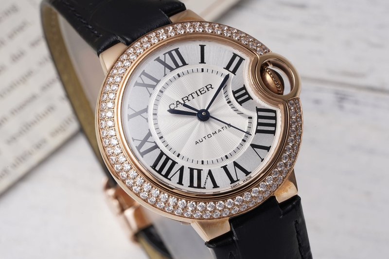 까르띠에 발롱블루 33mm 여성 시계 001-205440