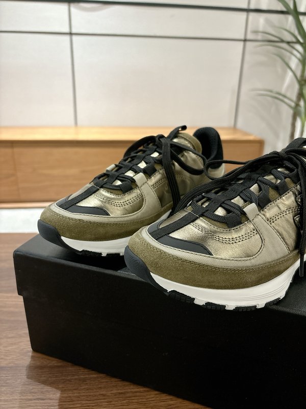 샤넬 봄여름 신상 캐주얼 운동화 001-205613