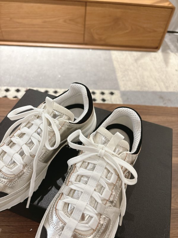 샤넬 봄여름 신상 캐주얼 운동화 001-205614