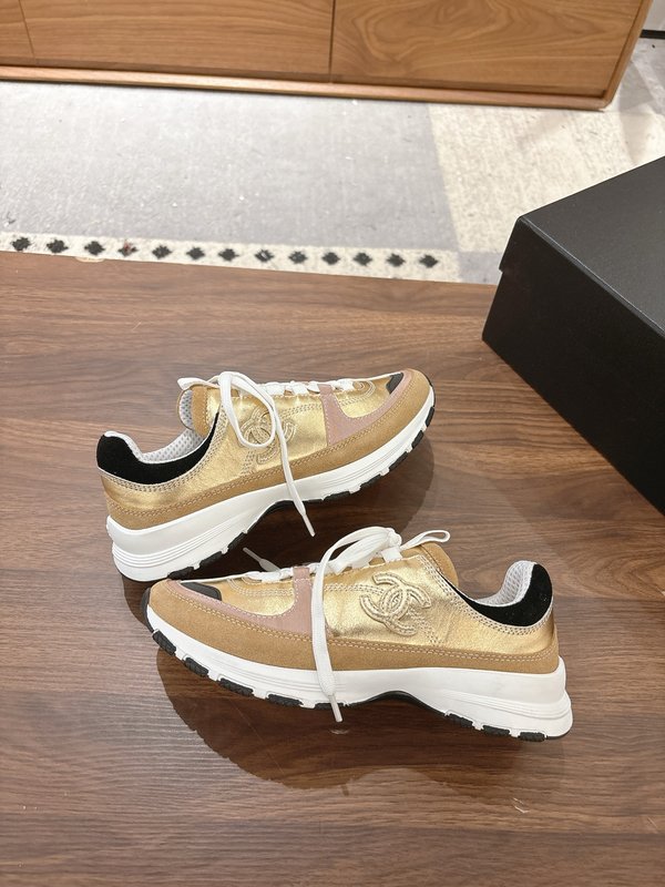 샤넬 봄여름 신상 캐주얼 운동화 001-205616