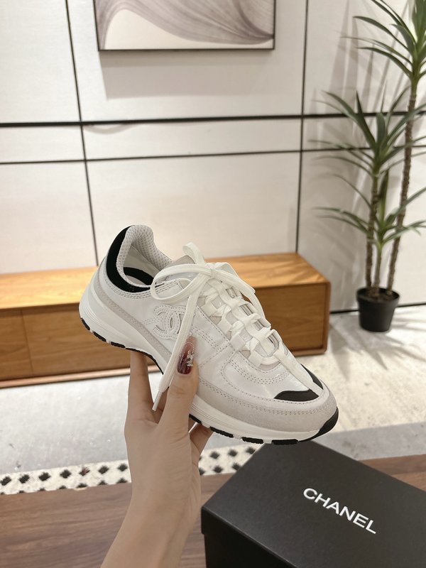 샤넬 봄여름 신상 캐주얼 운동화 001-205619